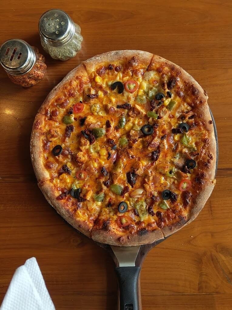 pizza at dakini cafe