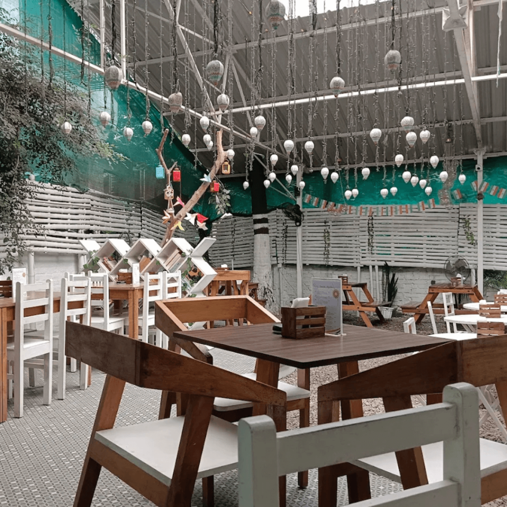 Backyard Bistro