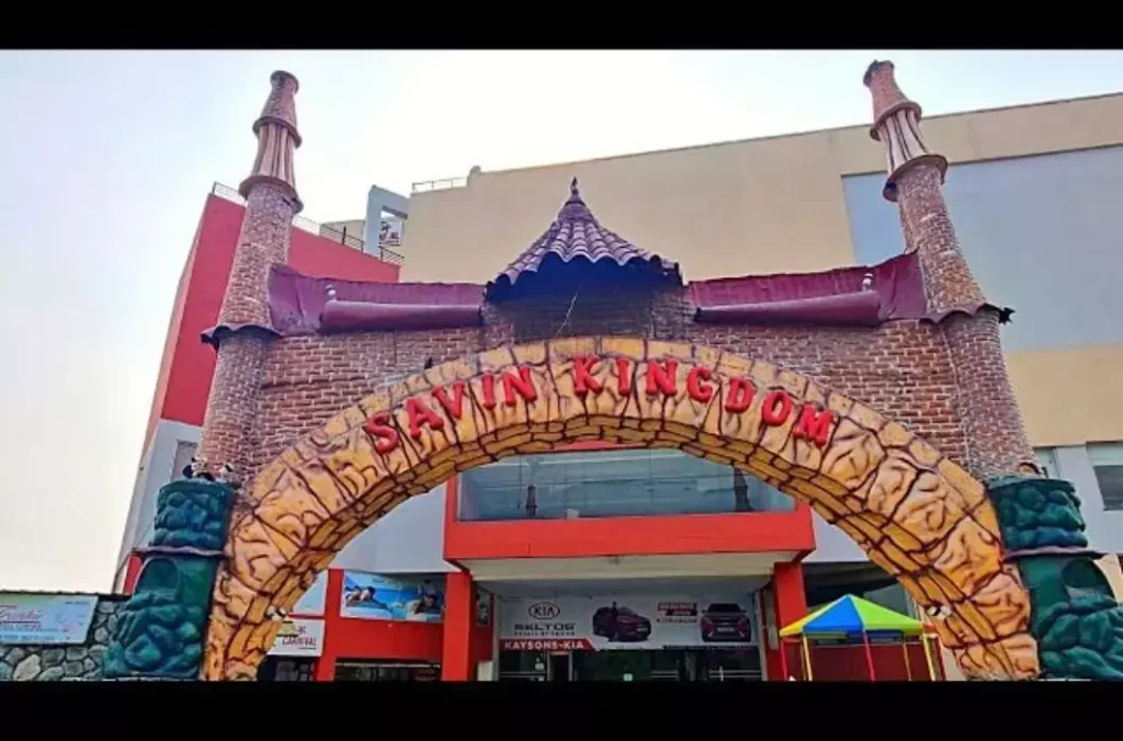 savin kingdom front view